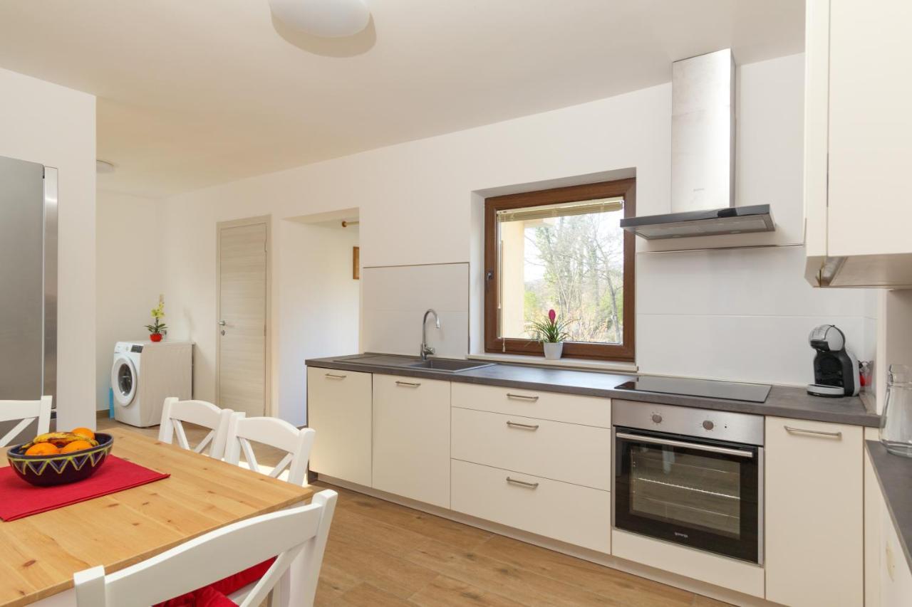 Apartmani Ravan Cernik  Eksteriør bilde